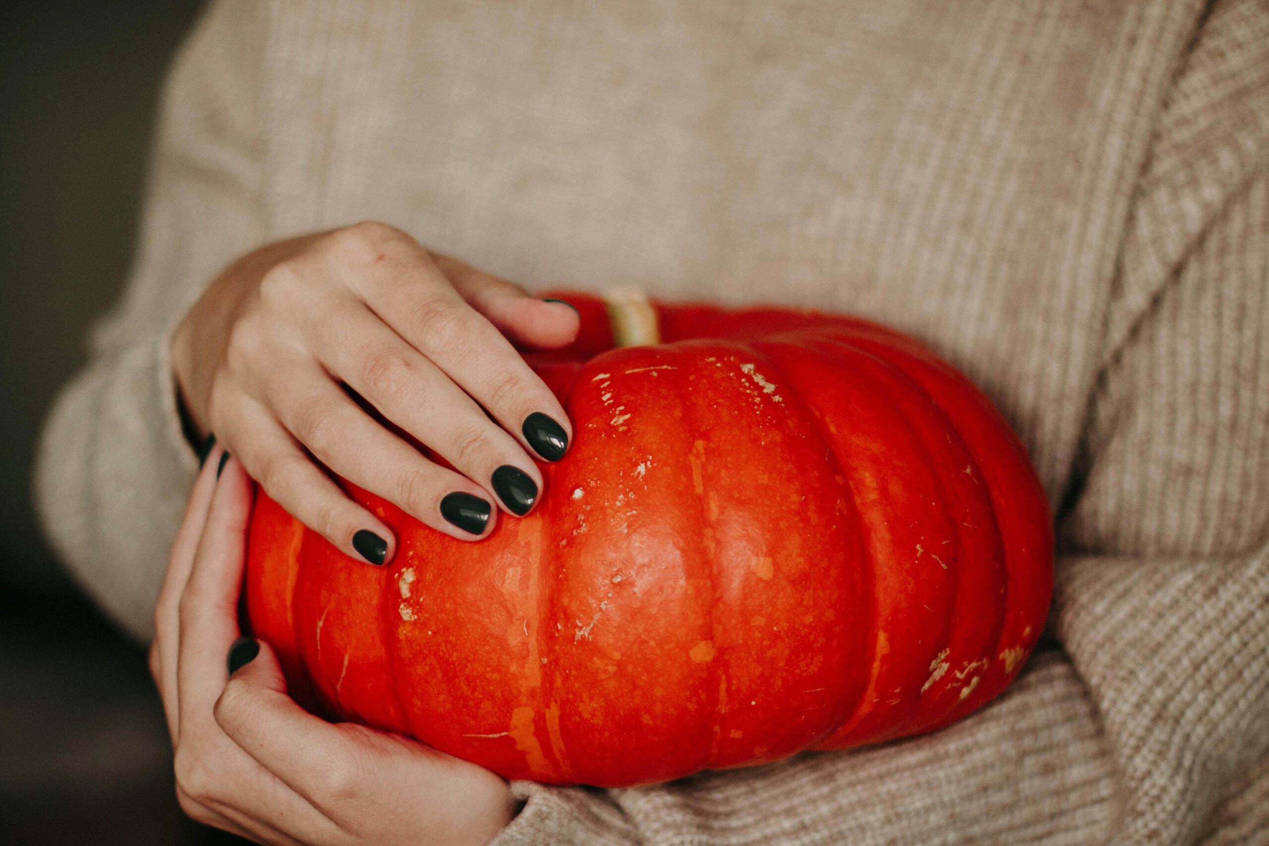 You Won’t Believe These Stunning Fall Nail Trends!